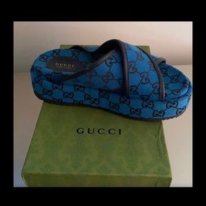 they’re authentic w/o box, these shoes online are original $650 & up